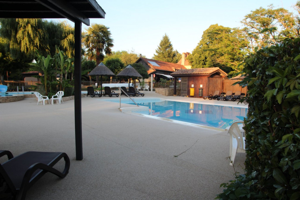 Piscine du camping.