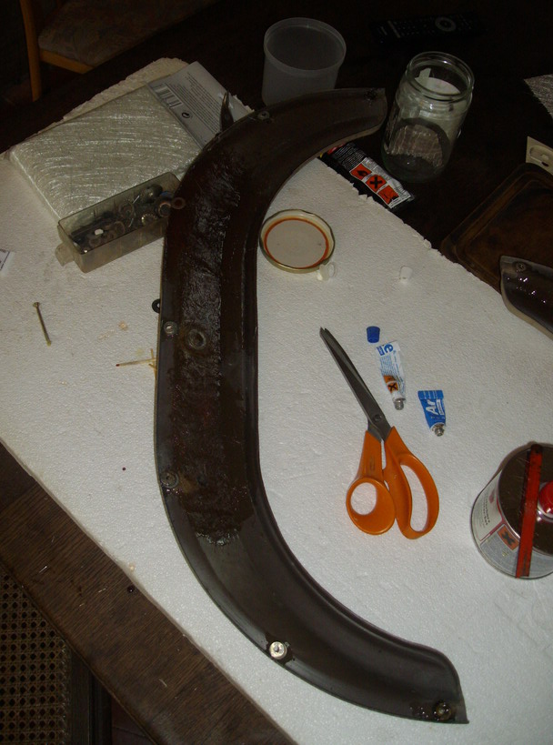 renforcement du garde boue apres cassure. 1 jpg.jpg