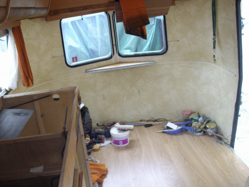 dima,che les rideaux futurs.jpg