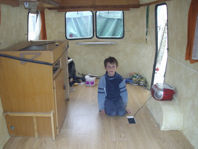 dimanche meubles.jpg